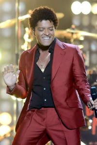 bruno-mars-billboard-music-awards-0520-art