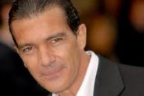 Antonio Banderas, Alejandro Sanz to sing duet