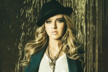 ZZ Ward Heats Up Crescent Ballroom on Wednesday