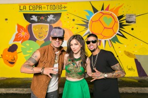 Wisin-Paty-Cantú-y-David-Correy-La-Copa-de-Todos-Coca-Cola-Himno-Mundial