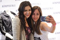 Meet Bethany Mota, 18, Who is Making Millions Just From Posting her Shopping Videos on YouTube