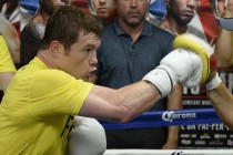 Canelo Álvarez Looks Forward to the Fight Against Cotto with Confidence