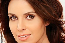 Cuban, Ecuadorian Soprano Sandra Lopez Takes Center Stage at “Florencia en el Amazonas”