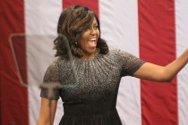 Michelle Obama Campaigns in Phoenix in Push to Turn Arizona Blue