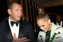 Alex Rodriguez Bombs J.Lo’s Interview – Warning: PDA